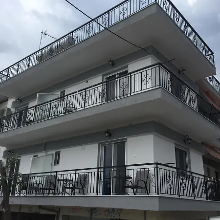 Seaside Apartment *