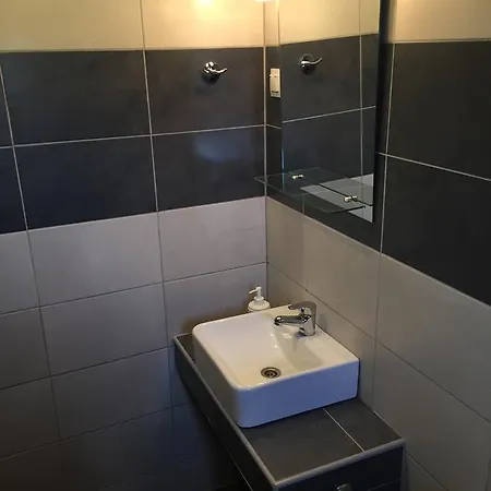 Seaside Appartement Flogita